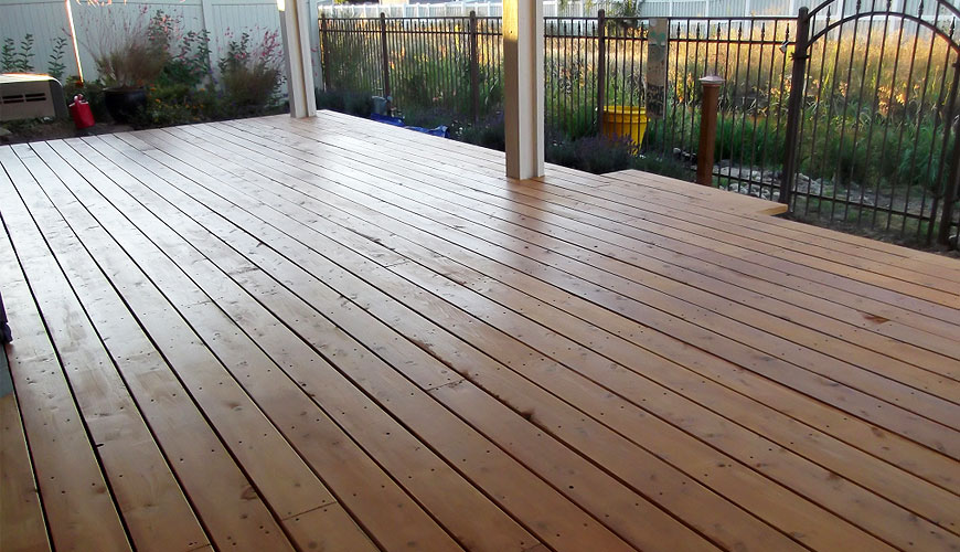 Hardwood decks are durable, using quality lumber that is more resistant to wear and tear, but nonetheless winter can take its toll on the wood. So here are some ways to ensure your hardwood deck stays pristine throughout the season. 